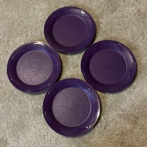 Tupperware 8 inch elegant plates